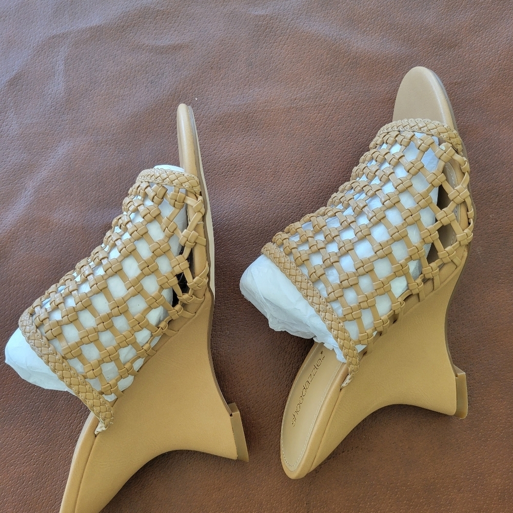 Gold Woven Slide Sandals - Picture 8 of 9